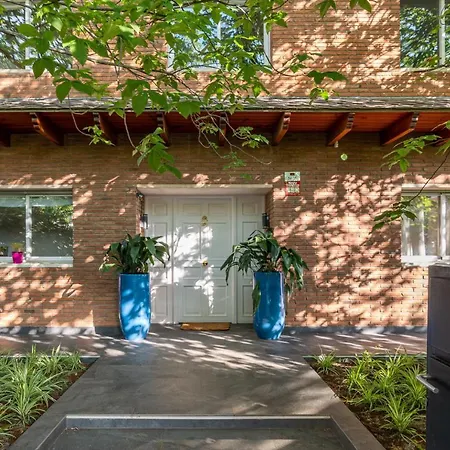 Villa Barcelona's Tropical Oasis Sant Just Desvern
